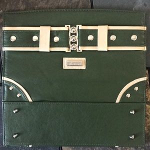 Brand new Classic size Miche Shell